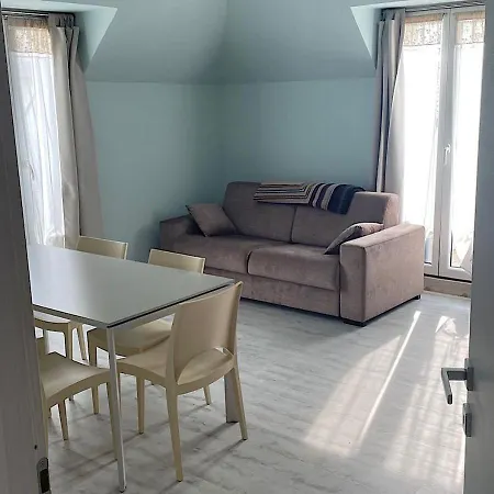 Apartamento La Magnolia Iv Tulip Desenzano del Garda